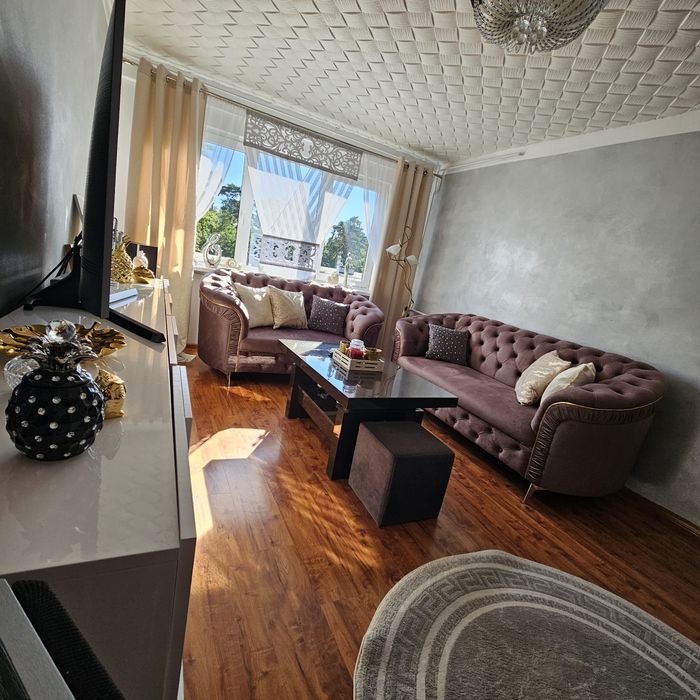 Mieszkanie 3 pokojowe + garaż i piwnica