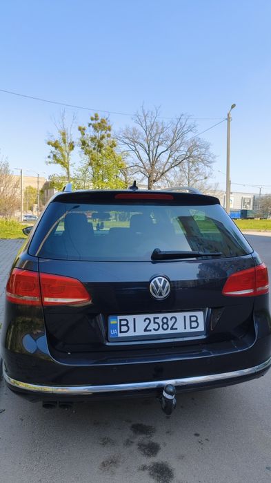 Продам автомобіль Volkswagen Passat B7