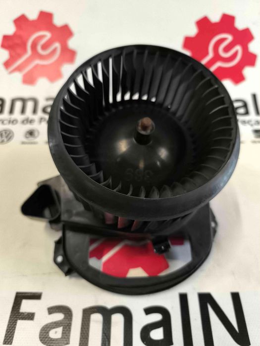 Motor da Chauffage / Sofagem MERCEDES-BENZ A-CLASS A 180 CDI / d (176.012) (80 kW / 109 cv) [06.2012 - 05.2018] A2469061601 (OEM)