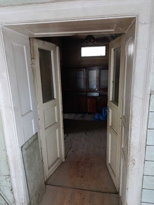 Ділянка з будинком