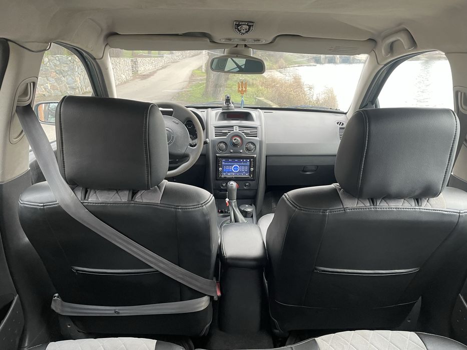 Продаж Renault  Megan 2 hatchback