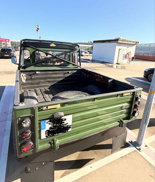 Land Rover Defender 110 Pick Up