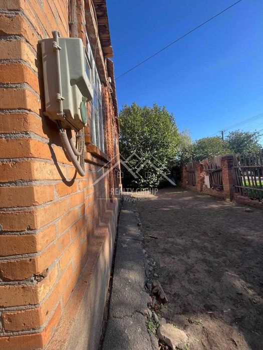 Продаж затишного будинку по Черняховського