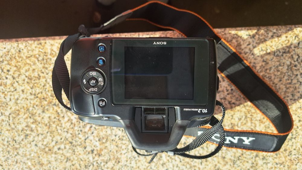 Maquina fotografica Sony A230