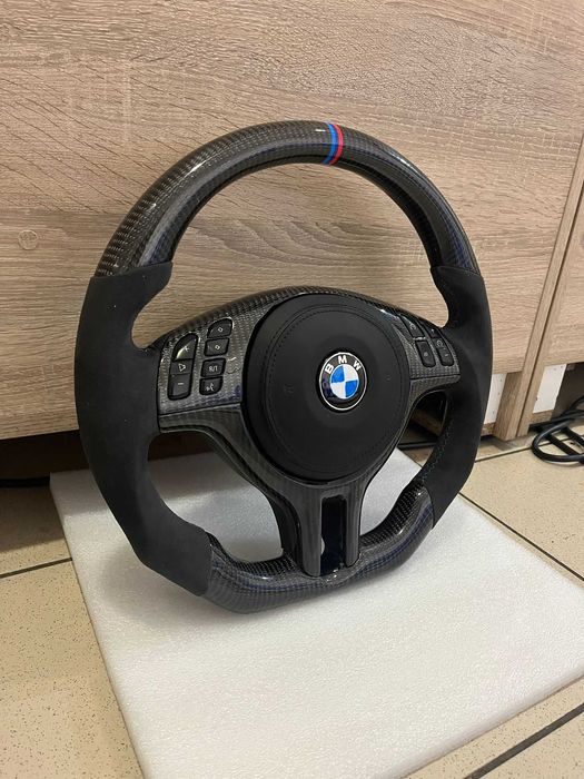 Volante BMW E46 Desportivo | Personalizado pelo cliente