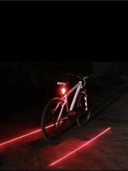 Lampa led tylna na  dwie baterie AAA w komplecie