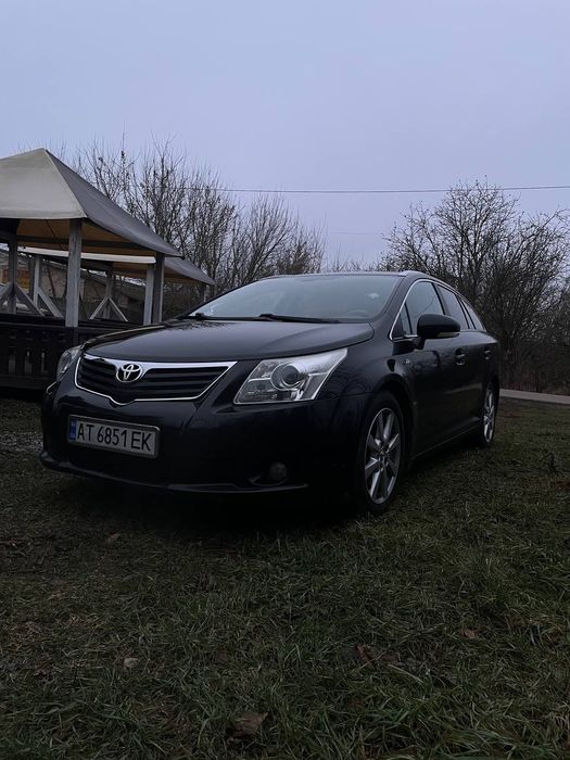 Toyota Avensis T27 2.2 дизель