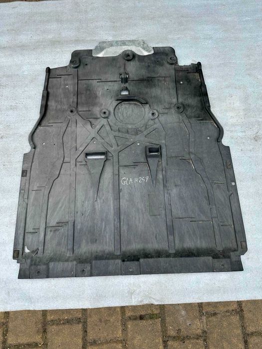 Mercedes W177 W118 W247 Osłona Silnika Dolna