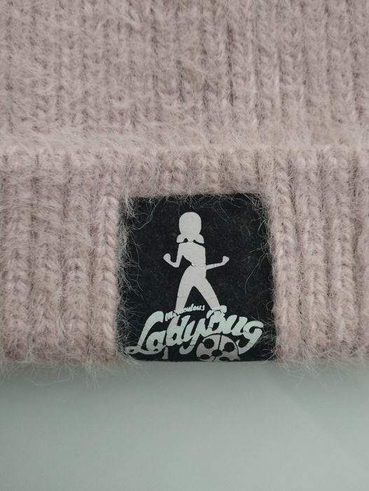 Тепла шапка леді баг