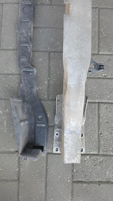 Belka zderzaka tył Opel Astra H kombi