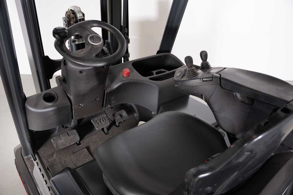 Empilhador Elétrico Linde E18-02 1.800 kg | Usado