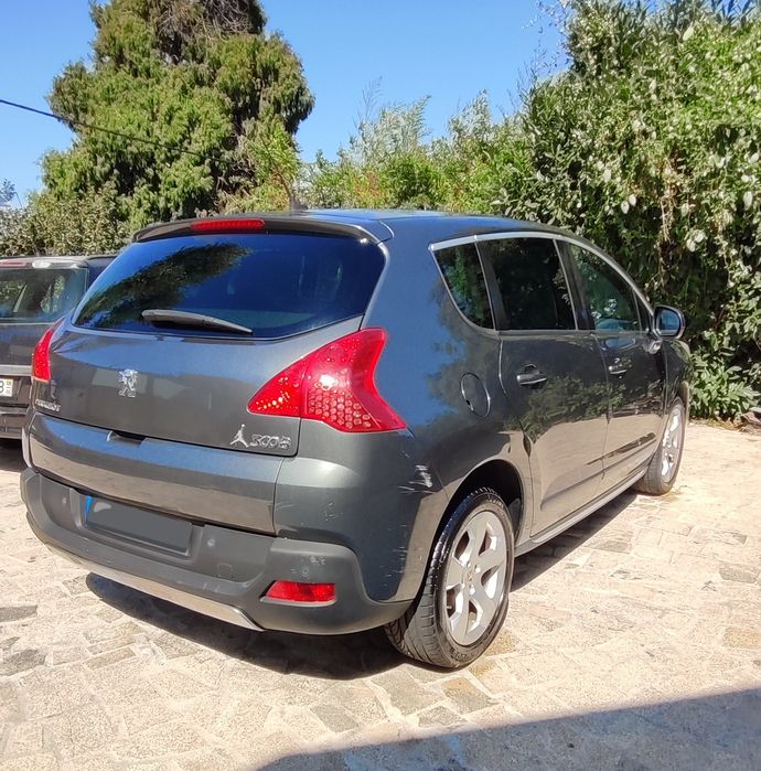 Peugeot 3008 1.6 HDi — 2010 | Teto Panorâmico | Pele