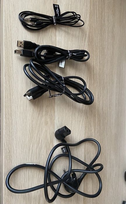 Монітор 24" Samsung S24E650 — Стан НОВОГО, повний комплект