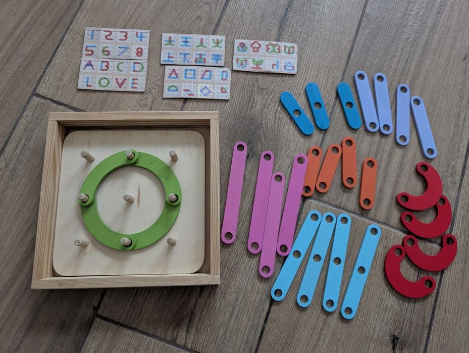 Drewniana układanka geometryczna