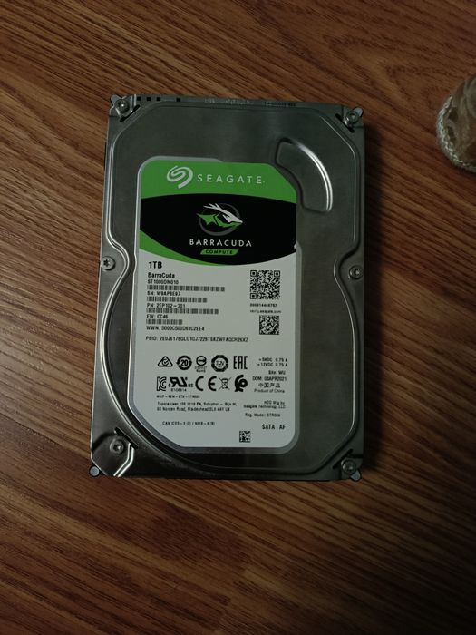 Жесткий диск 3.5" Seagate BarraCuda 1TB (ST1000DM010) Б/У Непроверенный