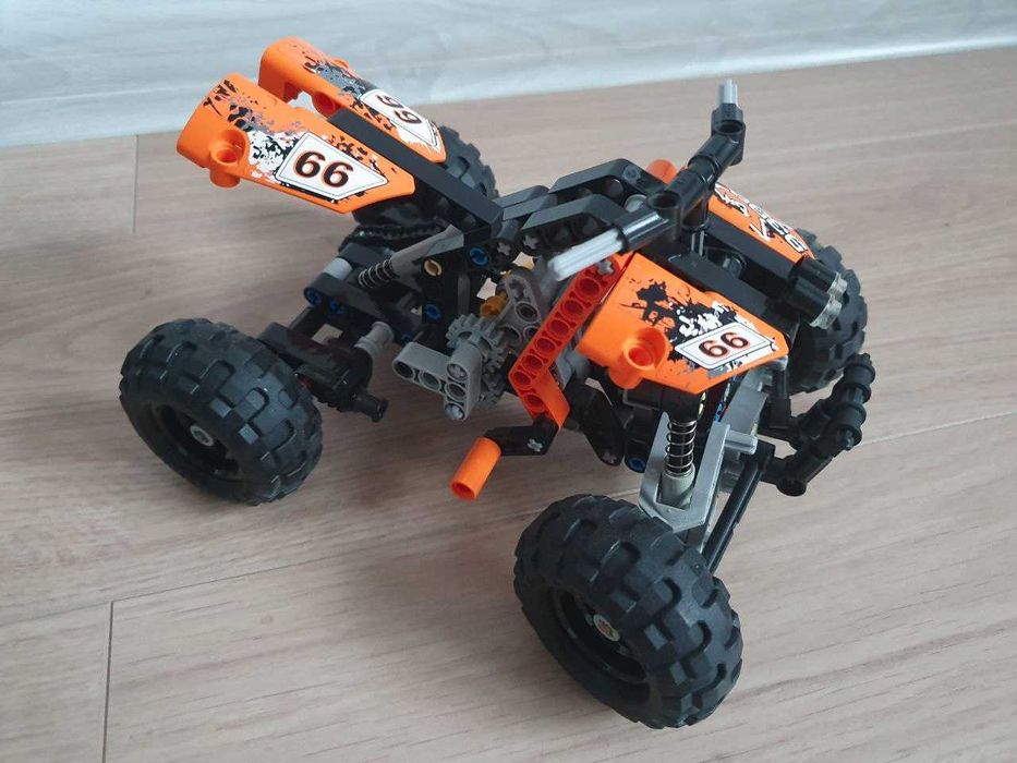 Lego Technic 9392 Квадроцикл / Quad Bike: 1 400 грн