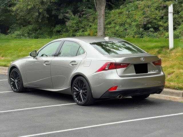 2016 Lexus IS 300
