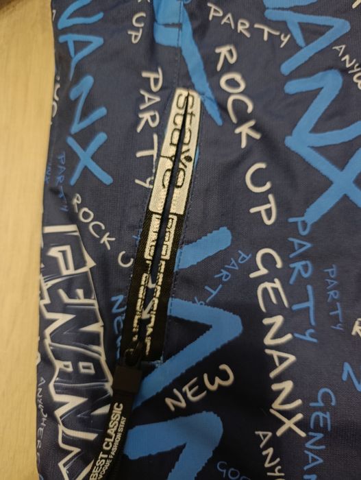 Куртка, ветровка