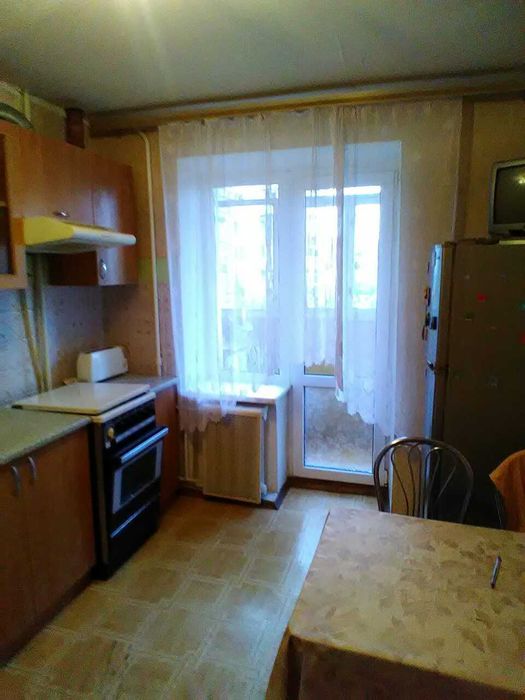 окрема кімната в районі ринку Урожай