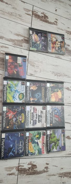 12 gier PlayStation Gran Turismo Crash Army Man