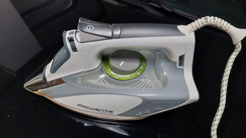 Ferro de Engomar Rowenta