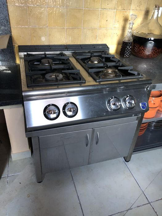 Fogão industrial 4 bicos - com movel - Virtus