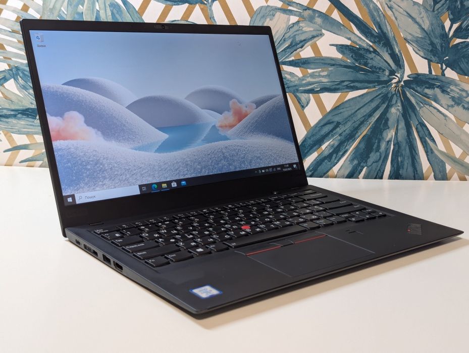 Lenovo X1 carbon / 16 ram / 256 SSD/ IPS / i5-8350u