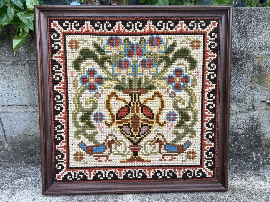 Quadro tapeçaria de arraiolos