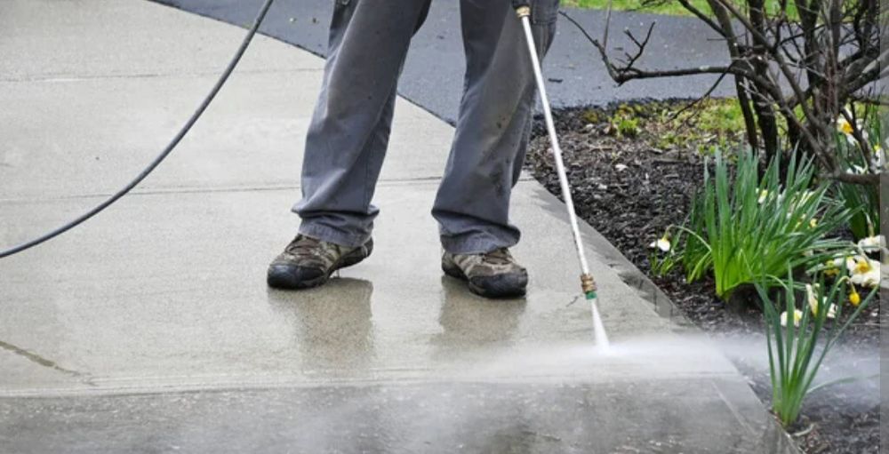 Limpeza de telhados paredes  e muros