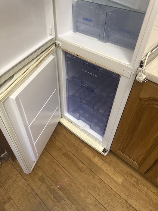 Холодильник Snaige