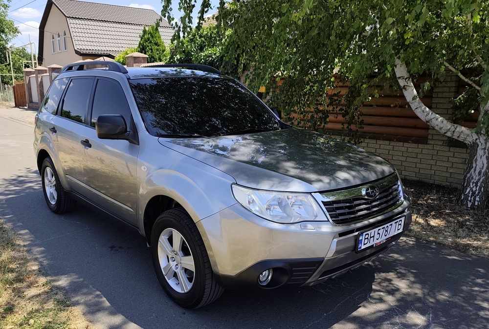 Subaru forester III 2010г.