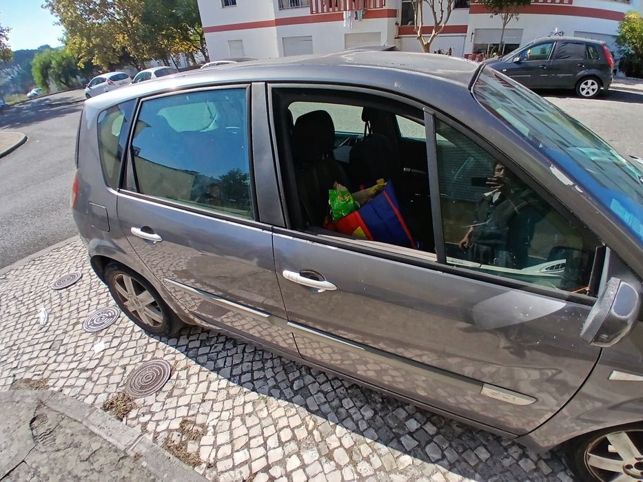 Vende se renault scenic