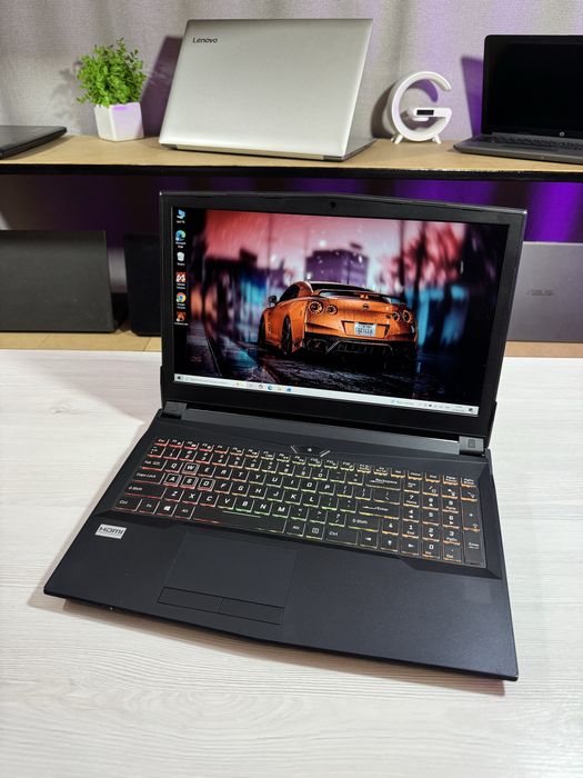 Ігровий ноутбук CLEVO/i7-8750H/16 Gb/SSD 128 Gb/HDD 1 Tb/Nvidia GeForce GTX 1050 4 Gb