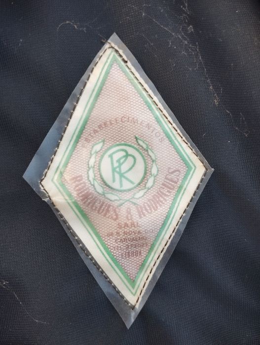 Vendo chapéu boné de Lisboa