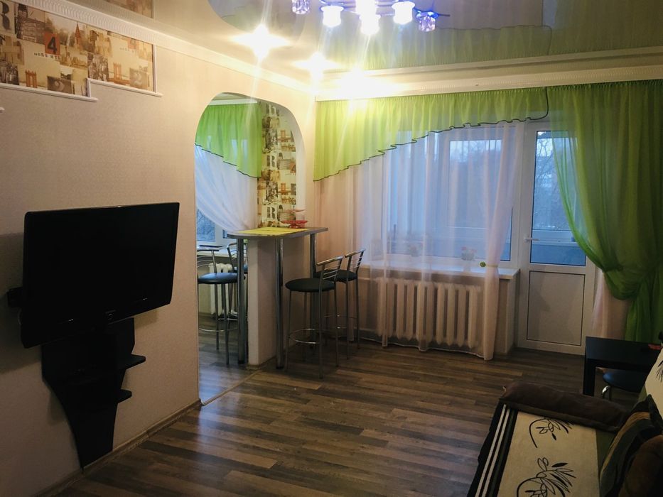 В 5ти  мин. от Курорта.