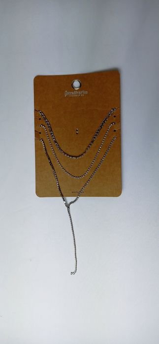 Колье Stradivarius