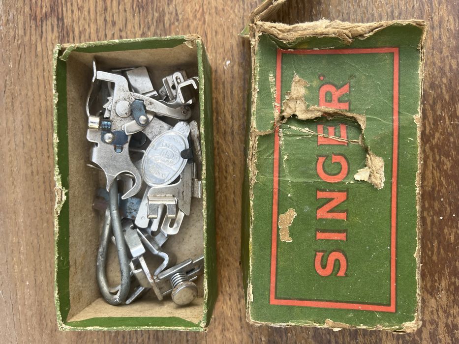 Mesa de tricotar Singer vintage