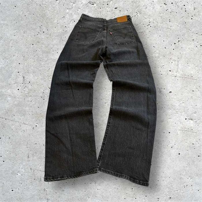 Jeansy Levi's z wysokim stanem Straight proste szaro-czarne 28