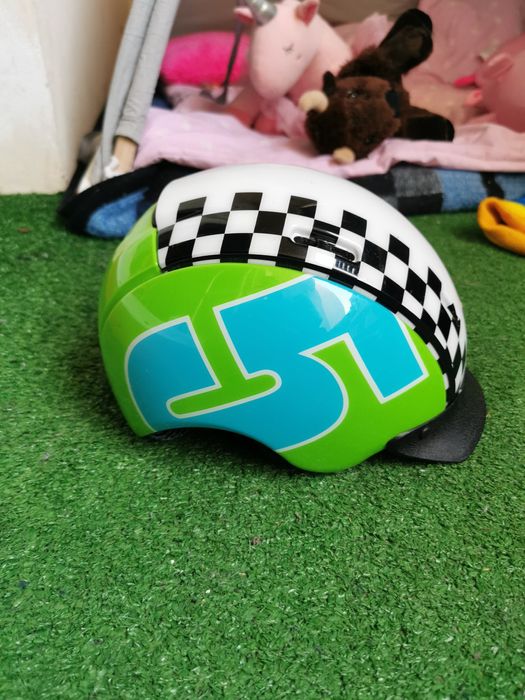 kask firmy CASOCO dla chłopca