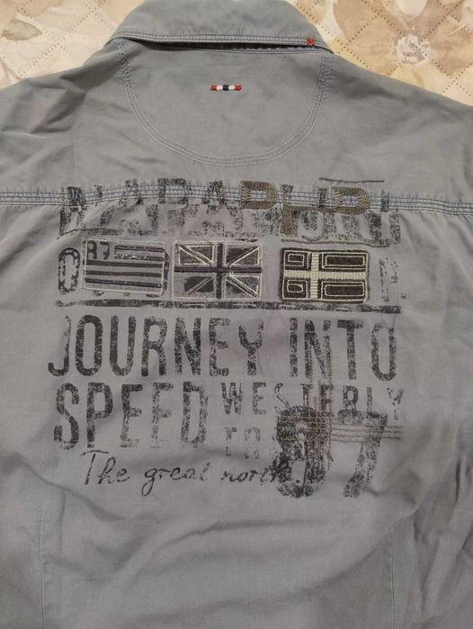 Camisa Naparijri tam. XL em excelente estado