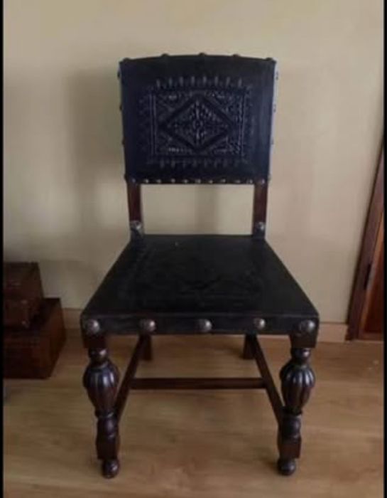 Mesa e cadeiras (venda do conjunto)