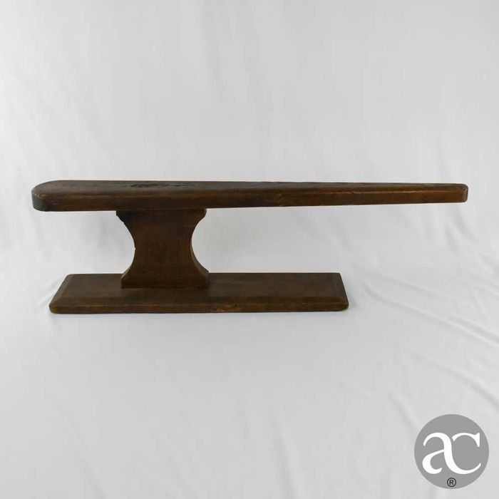 Antiga Tábua de engomar / passar a ferro em madeira