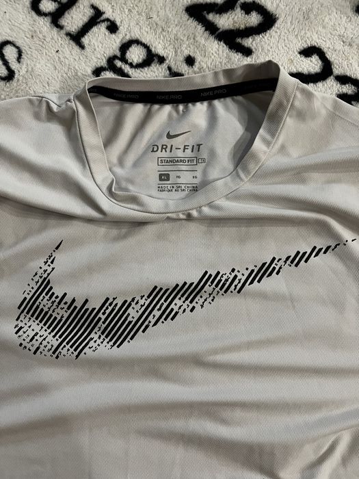 Спортивная футболка nike