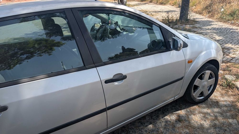 Ford Fiesta — fotografia 3
