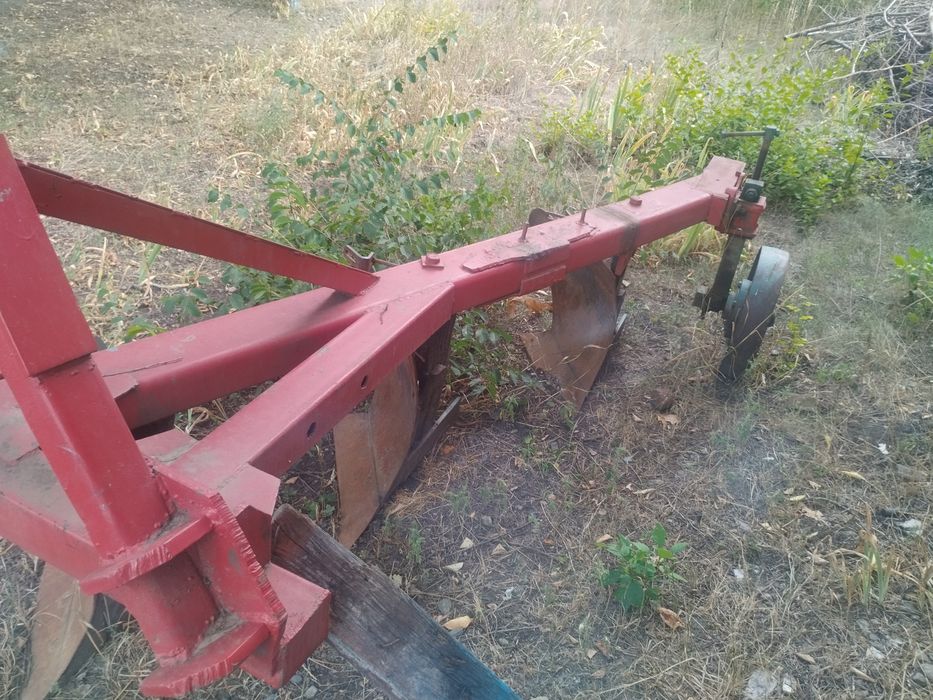 Продам плуг 3.36