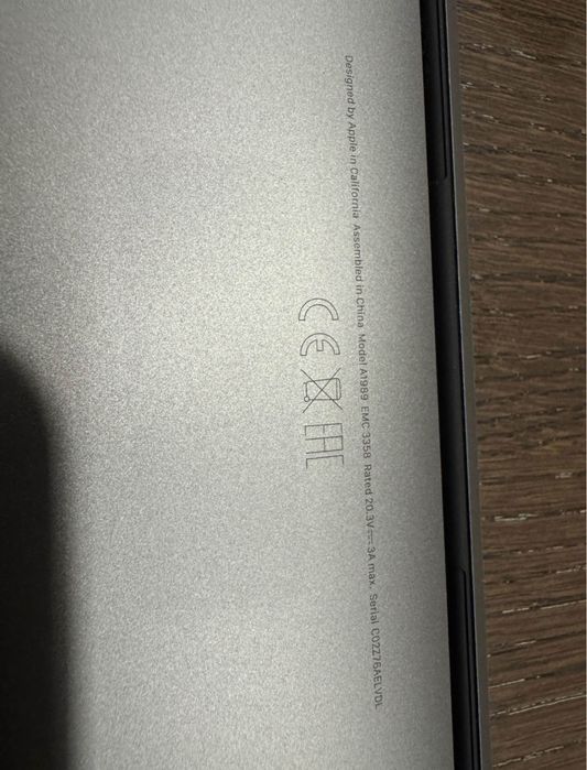 Portátil Apple MacBook Pro 13.3”64552858592387123