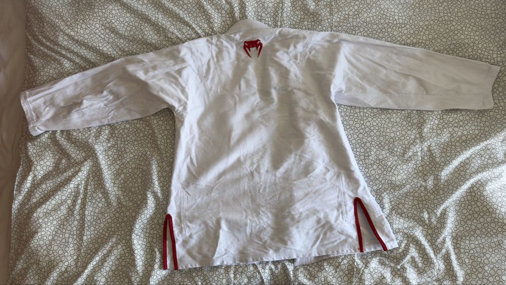 Kimono Venum Contender 3.0 – Branco – A3