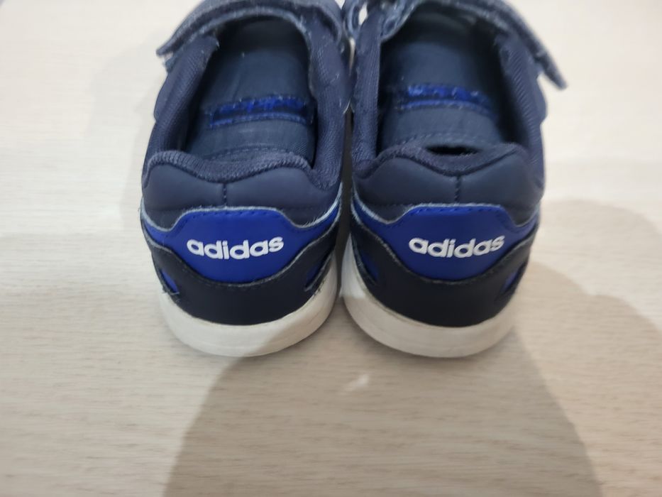 Buty adidas dziecięce