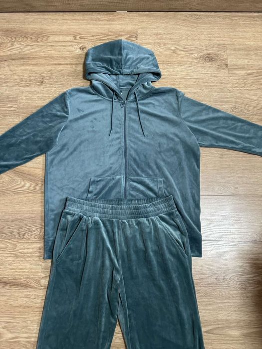 Костюм велюровий розмір XL