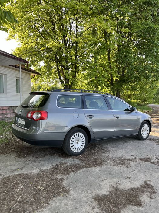 Продам Volkswagen Passat B6 1.6 бензин АВТОМАТ